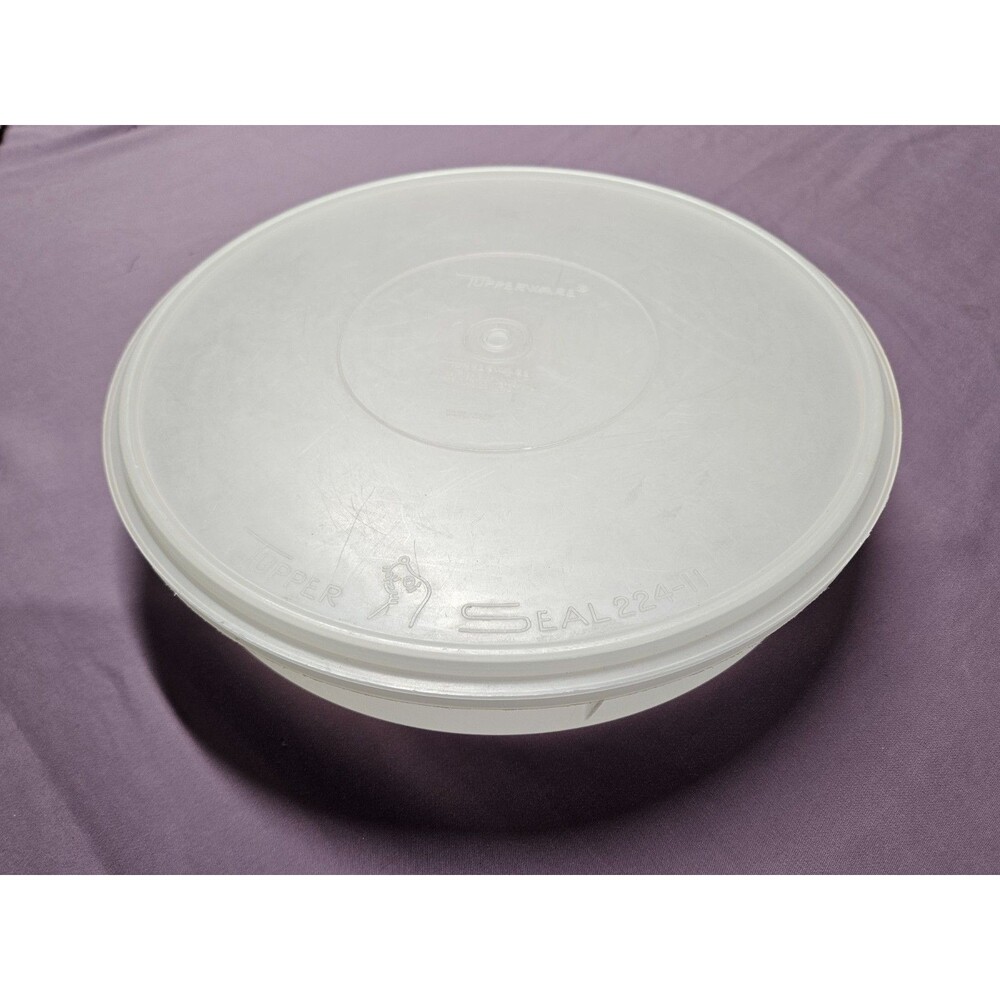 Vintage Tupperware Sheer Cupcake Keeper #242 w/Lid Seal #224 READ